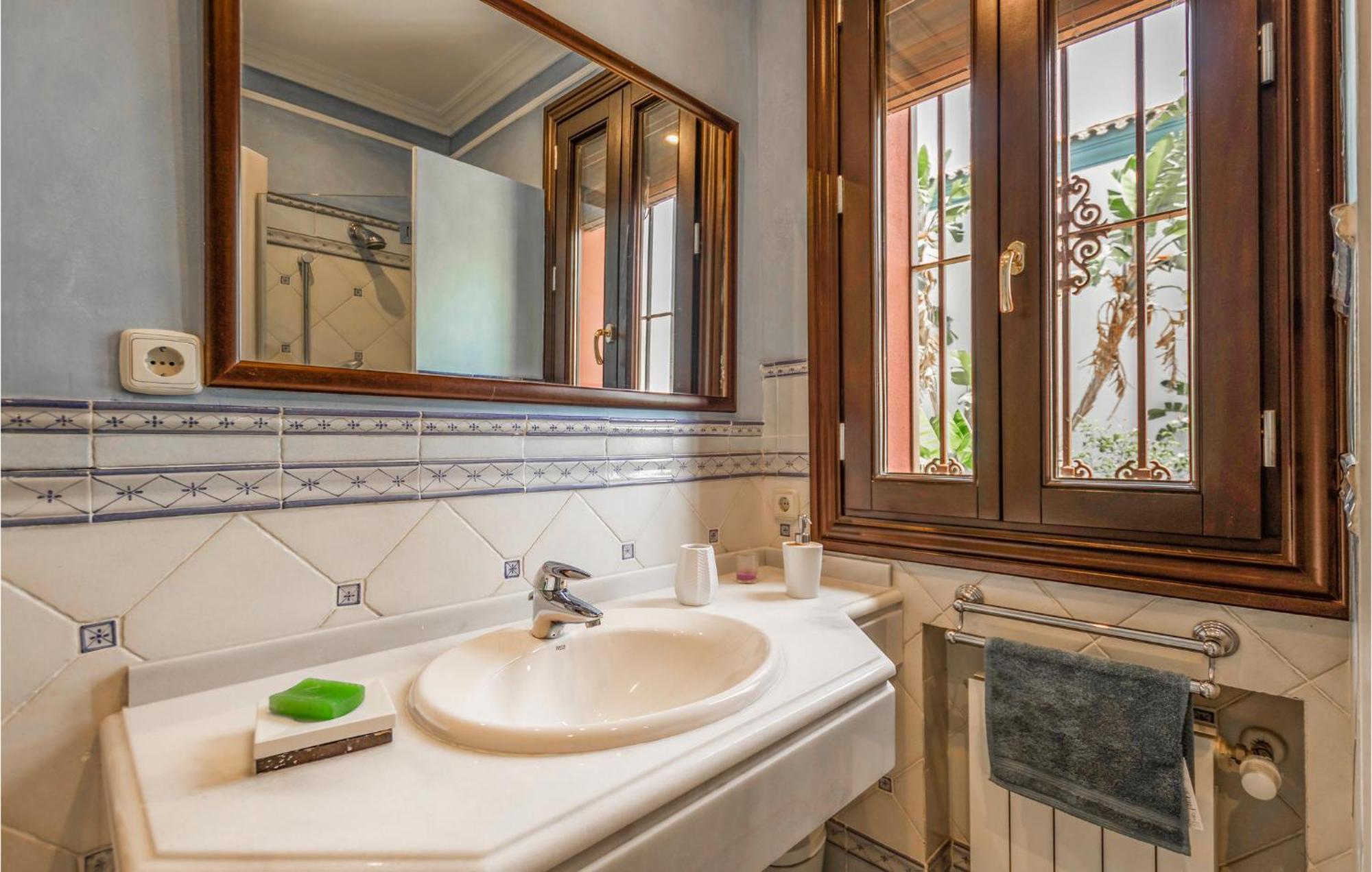 Beautiful In With Wifi, Outdoor Swimming Pool And Swimming Pool Marbella