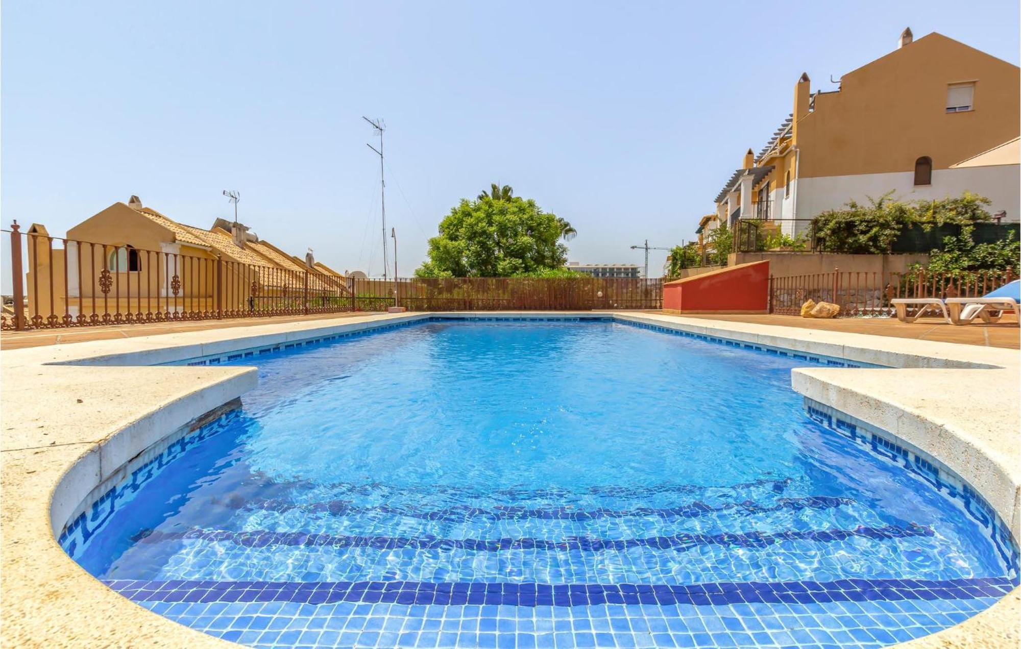 Beautiful In With Wifi, Outdoor Swimming Pool And Swimming Pool *